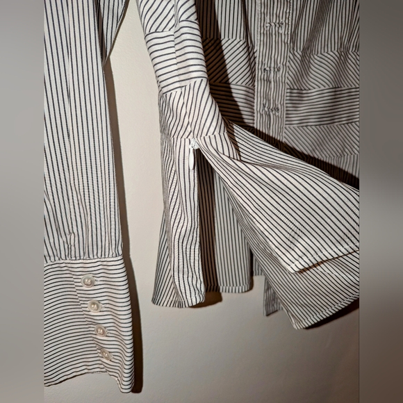 Unique details! Etcetera black & white striped dressy shirt - Size 14 - Picture 9 of 10